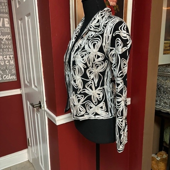 P's & Q's Women's Jacket Full Zip Size Small Embroidered‎ 3D Bow Designs Travel - Picture 2 of 12